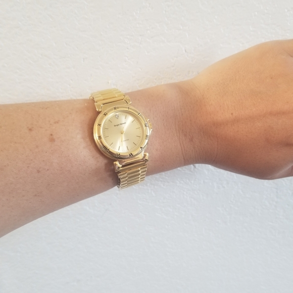 Sergio Valente Watch. Excellent Condition Cosmetically. Watch Does Not Work. - Picture 3 of 3